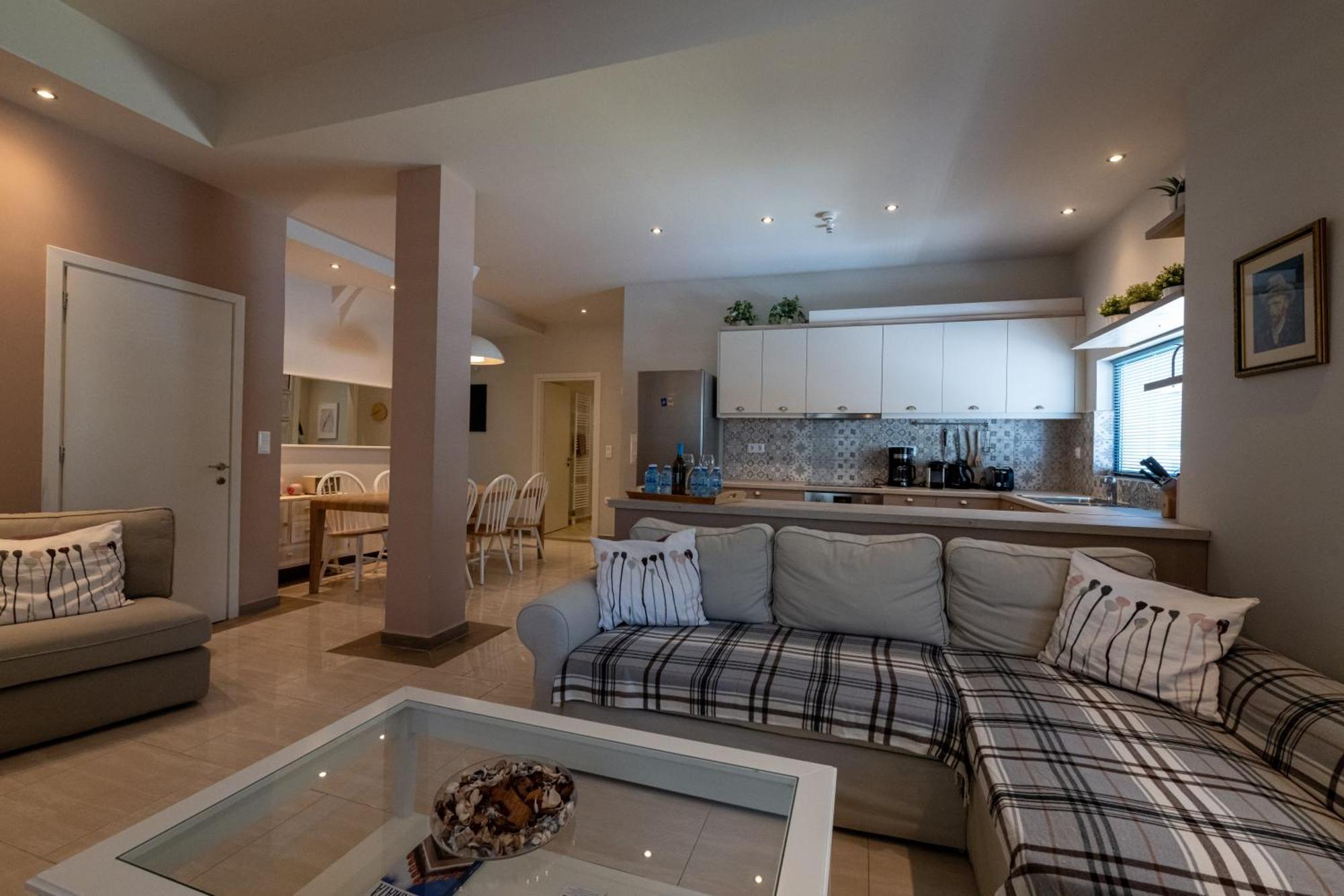 The Mansion - Kalamata Mediterranean Villas Exterior photo